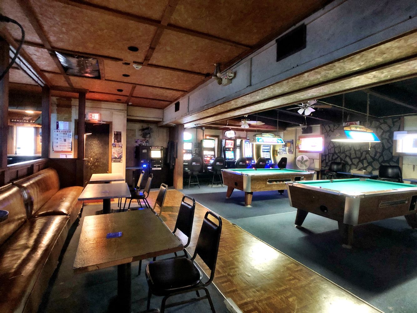 220 North Historic Old Route 66, Litchfield, IL 62056